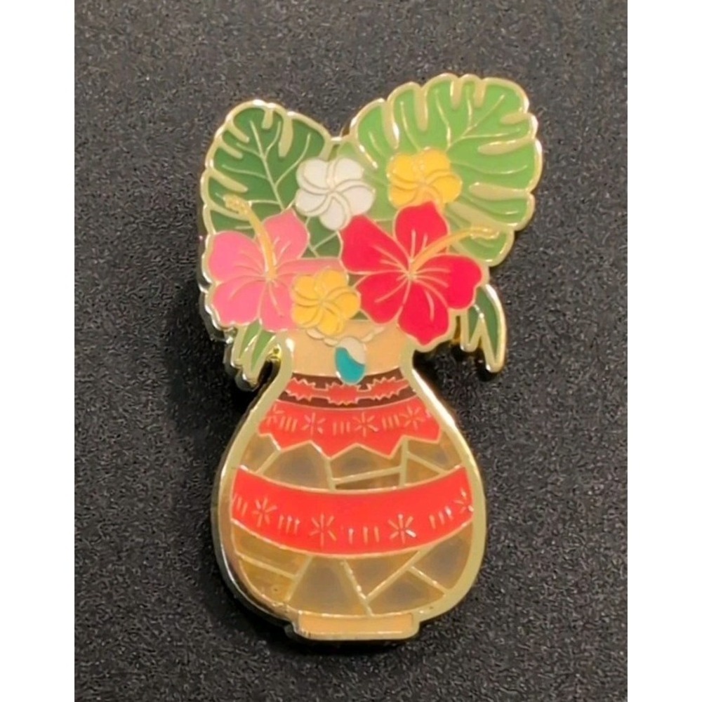 Disney Loungefly Pin Princess Flower Vase Stained Glass - Moana
